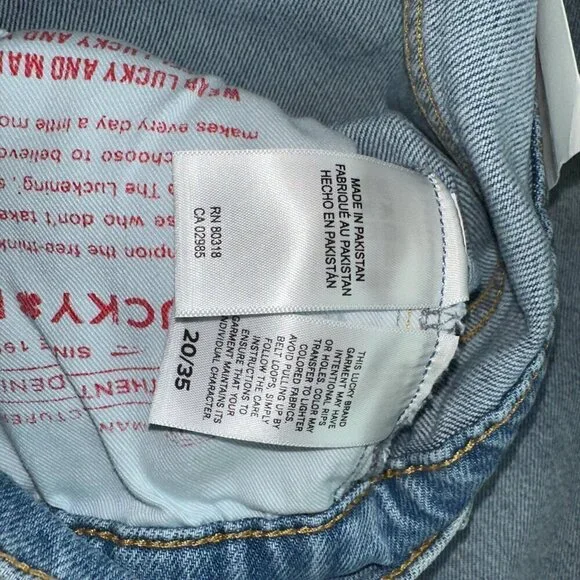 Lucky Brand Boyfriend Mid Rise Flare Ankle Jean | Size 20 - Picture 6 of 6